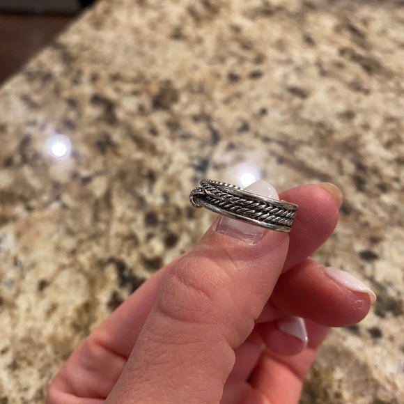 David Yurman X Crossover Ring With Diamonds - Picture 4 of 9